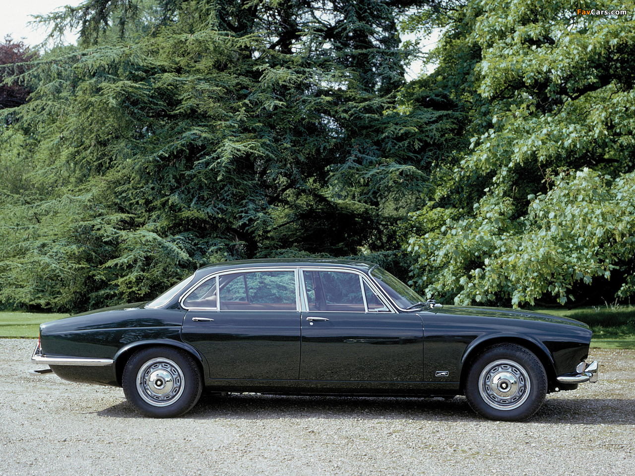 Pictures of Jaguar XJ6 (Series I) 1968–73 (1280 x 960)
