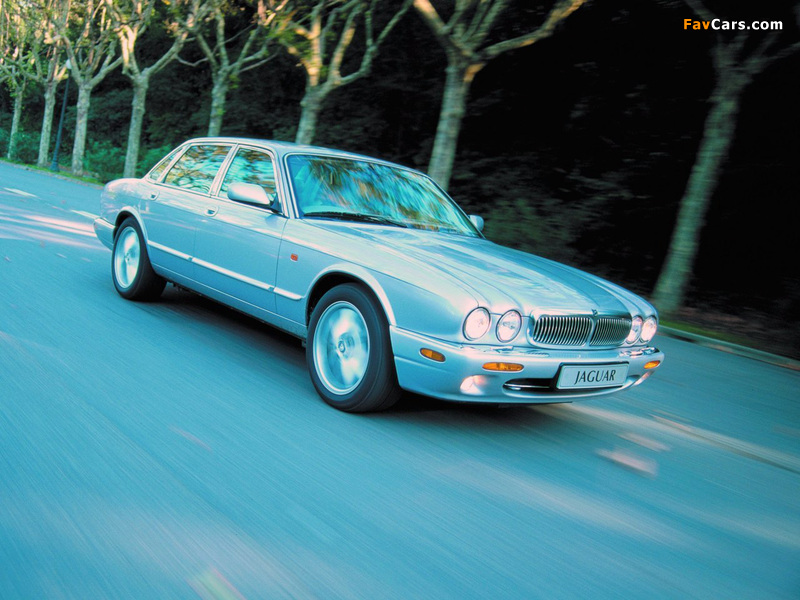Pictures of Jaguar XJ Executive (X308) 1997–2003 (800 x 600)