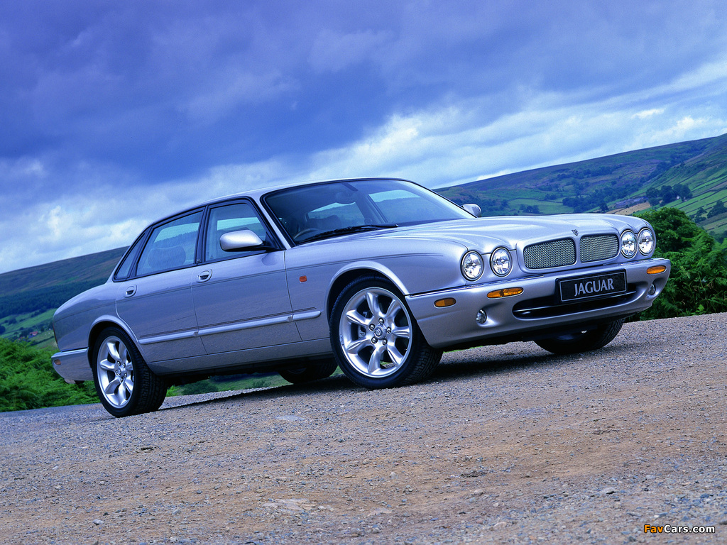 Pictures of Jaguar XJR (X308) 1997–2003 (1024 x 768)
