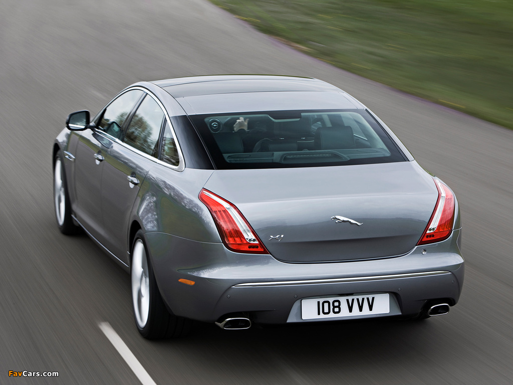 Pictures of Jaguar XJ UK-spec (X351) 2009 (1024 x 768)