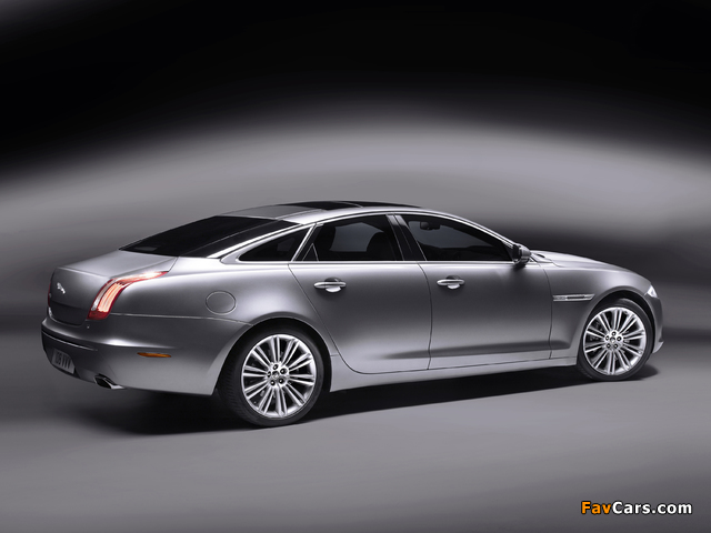 Pictures of Jaguar XJ (X351) 2009–15 (640 x 480)