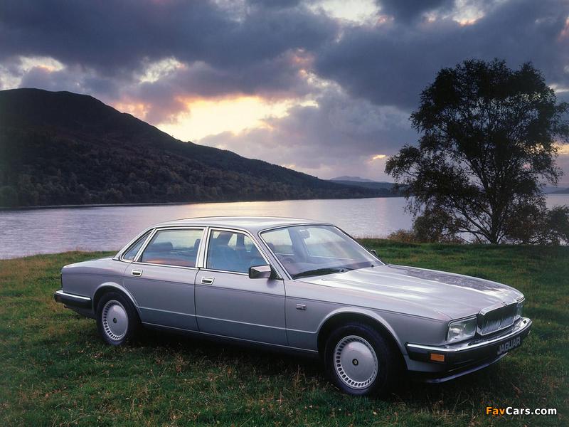 Jaguar Sovereign (XJ40) 1986–94 wallpapers (800 x 600)