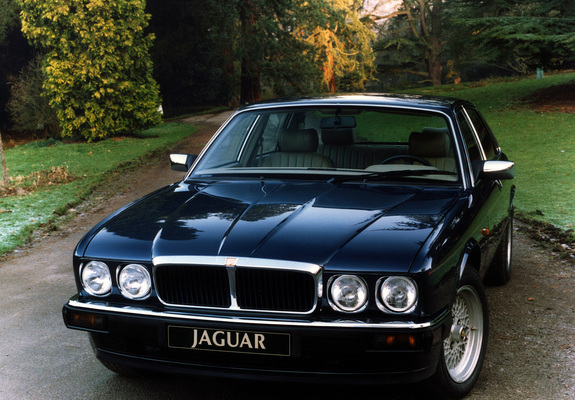 Jaguar XJ12 (XJ81) 1993–94 wallpapers