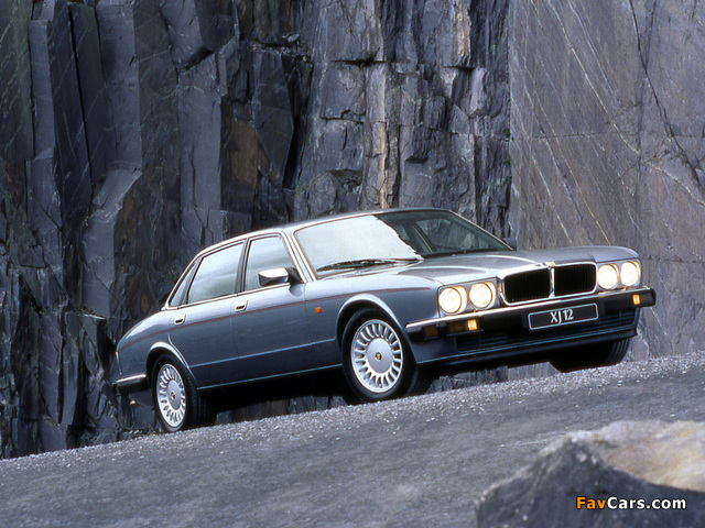 Jaguar XJ12 (XJ81) 1993–94 wallpapers (640 x 480)