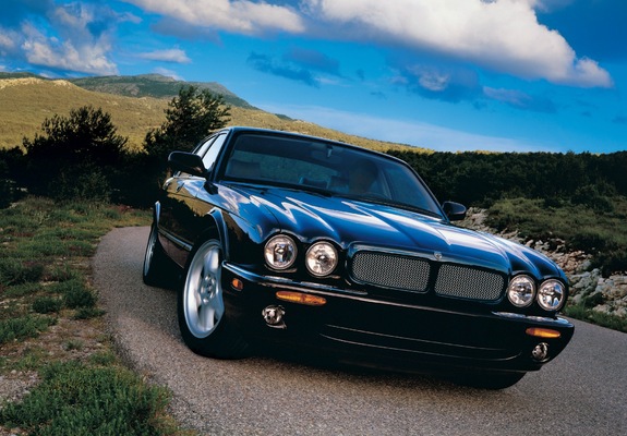 Jaguar XJR US-spec (X308) 1997–2003 wallpapers