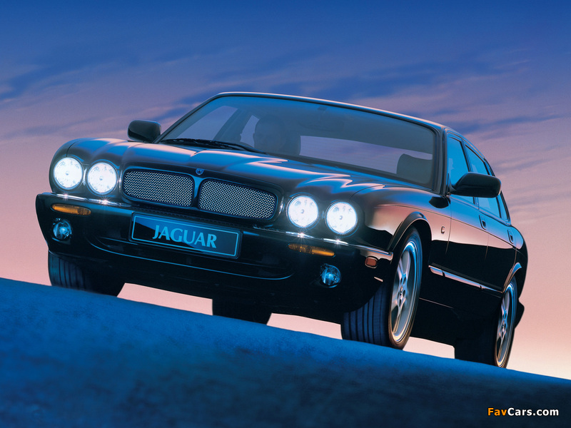 Jaguar XJR (X308) 1997–2003 wallpapers (800 x 600)
