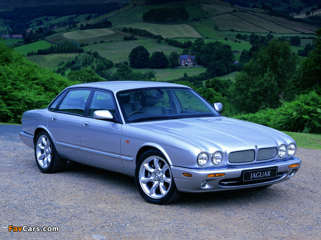 Jaguar XJR (X308) 1997–2003 wallpapers (640 x 480)