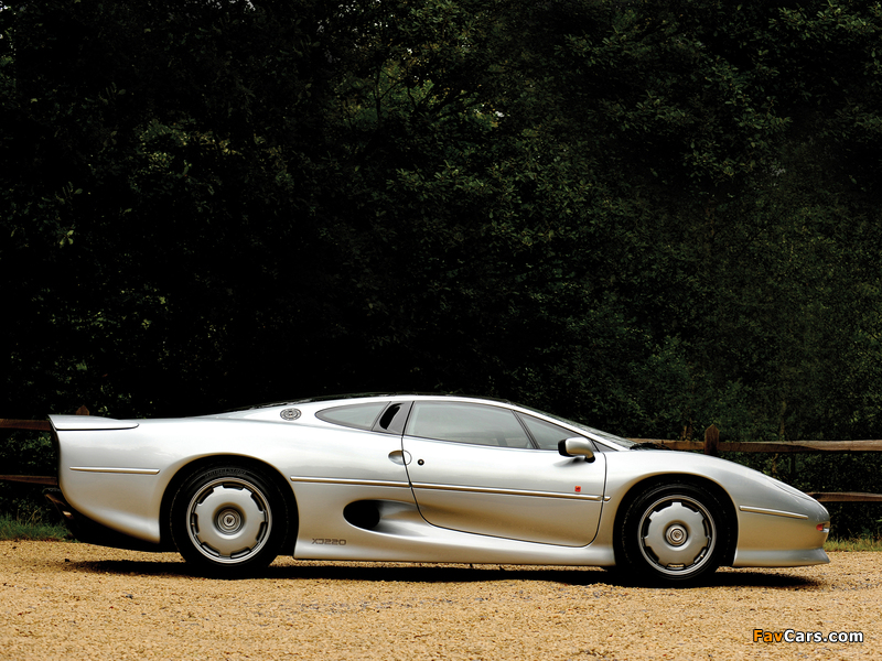 Images of Jaguar XJ220 1992–94 (800 x 600)