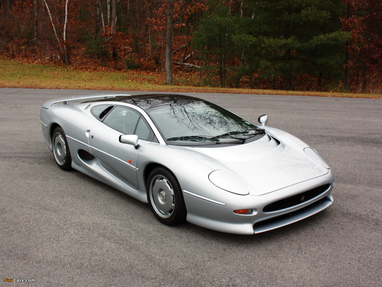 Images of Jaguar XJ220 1992–94 (1280 x 960)