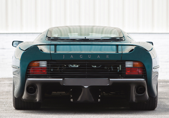Images of Jaguar XJ220 1992–94
