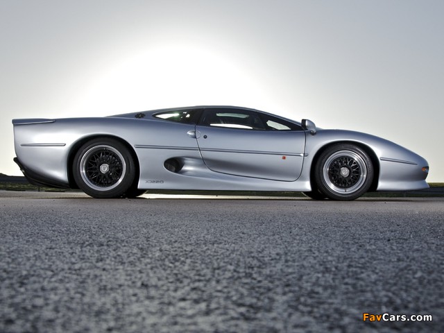 Jaguar XJ220 Pre-production Test Car (Chassis #004) images (640 x 480)