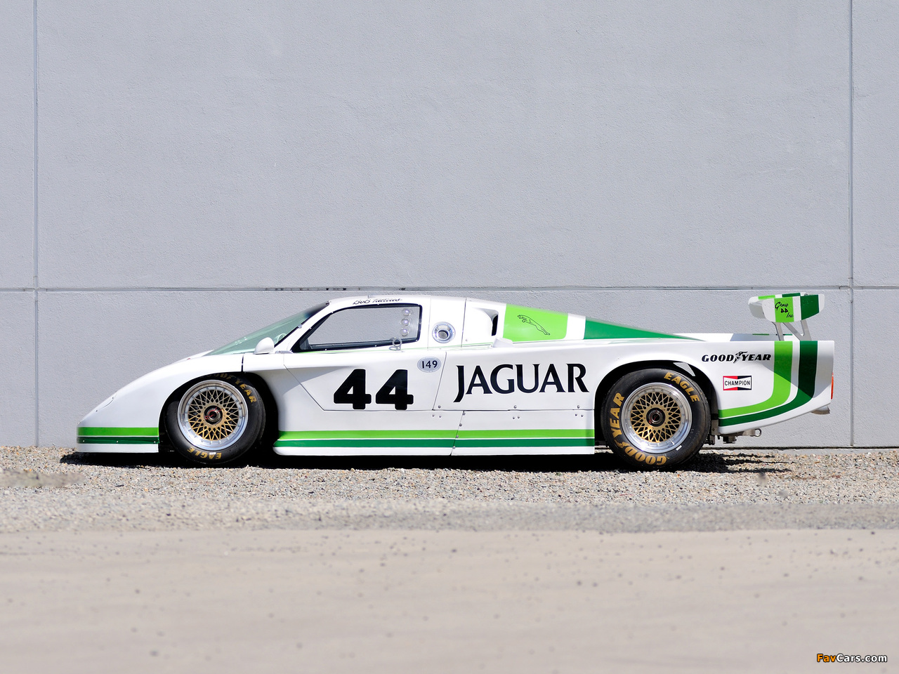 Jaguar XJR5 1982–85 pictures (1280 x 960)