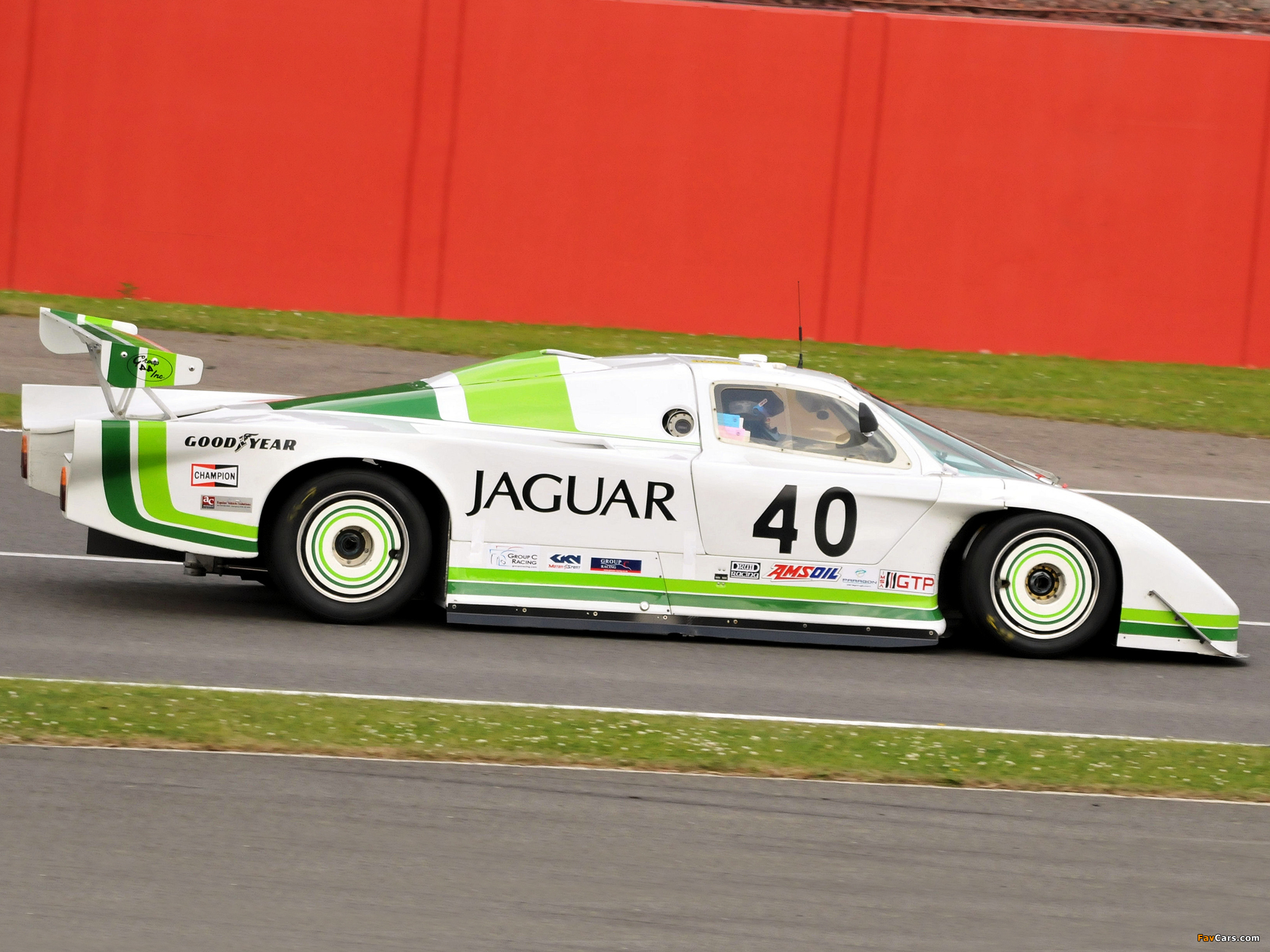 Pictures of Jaguar XJR5 1982–85 (2048 x 1536)