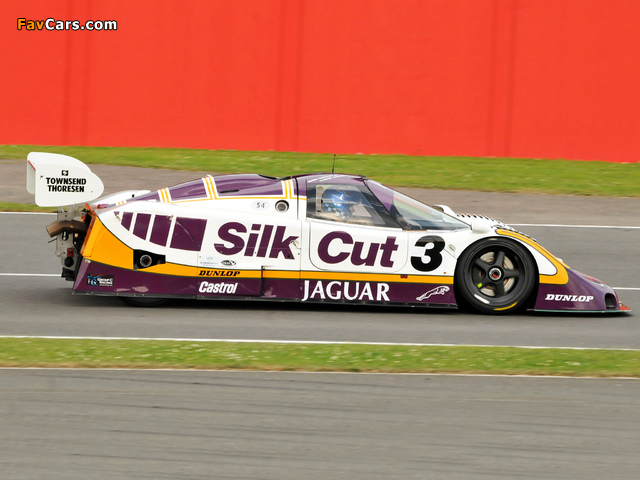 Jaguar XJR8 1987 wallpapers (640 x 480)