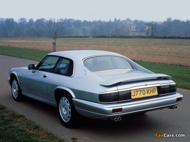 Jaguar XJR-S 6.0 by JaguarSport 1989–93 photos (640 x 480)