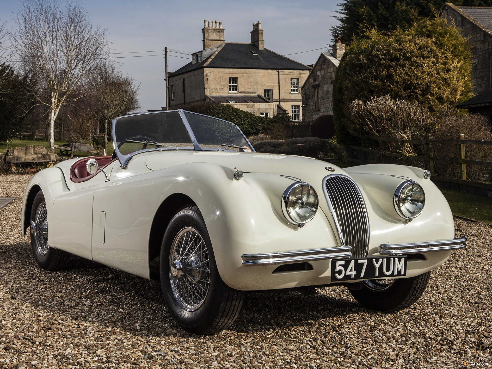 Images of Jaguar XK120 Roadster 1949–54 (2048 x 1536)