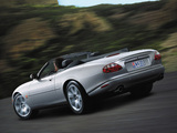 Images of Jaguar XKR Convertible 2003–04