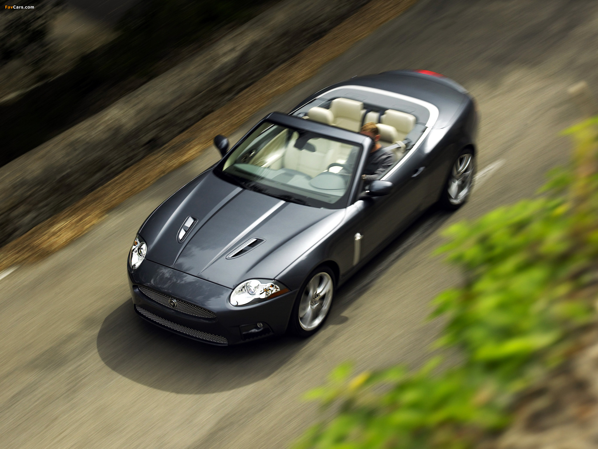 Images of Jaguar XKR Convertible 2007–09 (2048 x 1536)