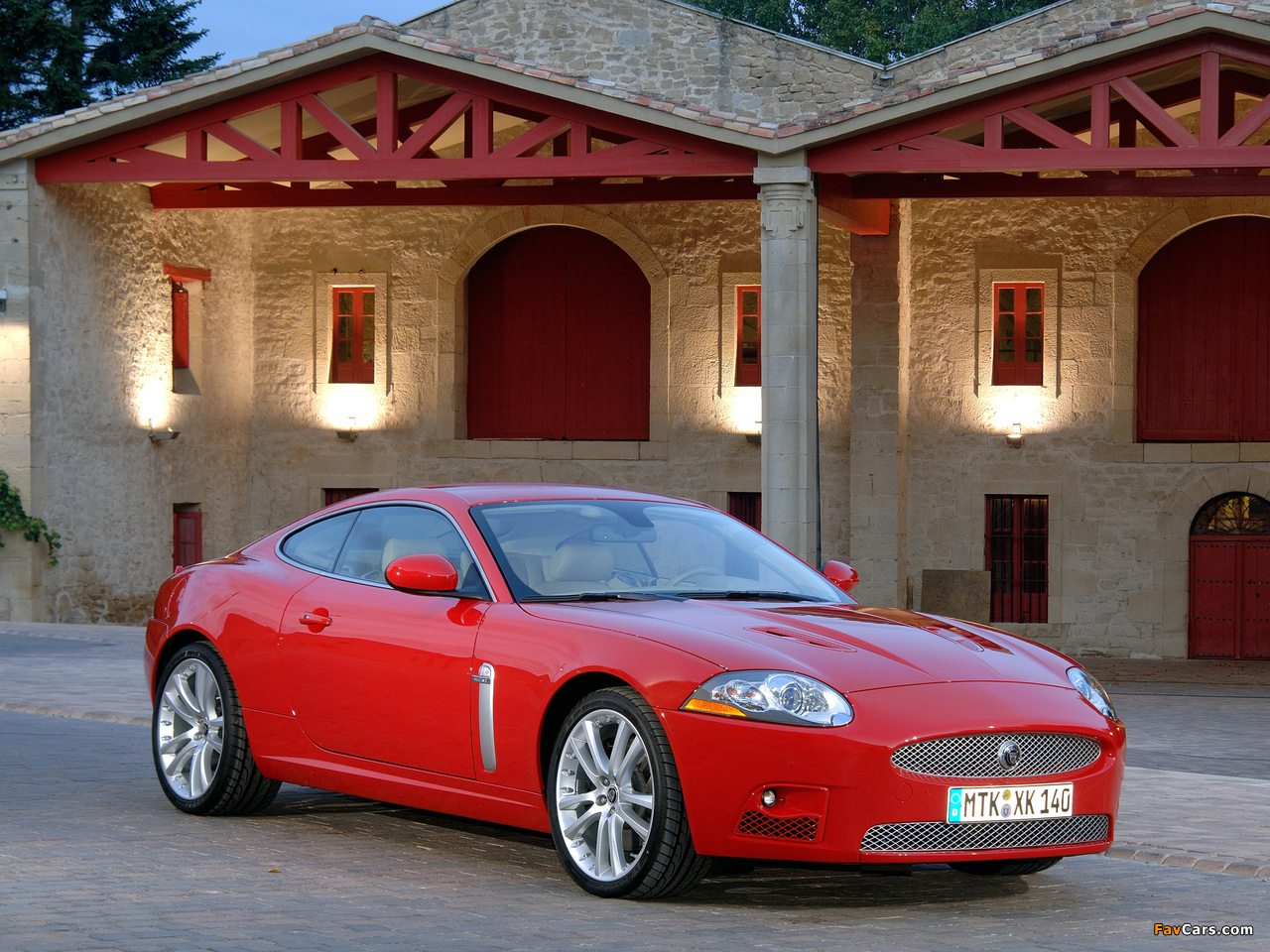 Images of Jaguar XKR Coupe 2007–09 (1280 x 960)