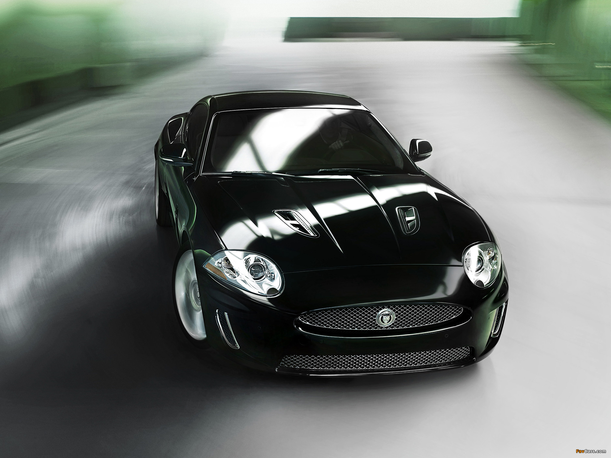 Images of Jaguar XKR Coupe 2009–11 (2048 x 1536)