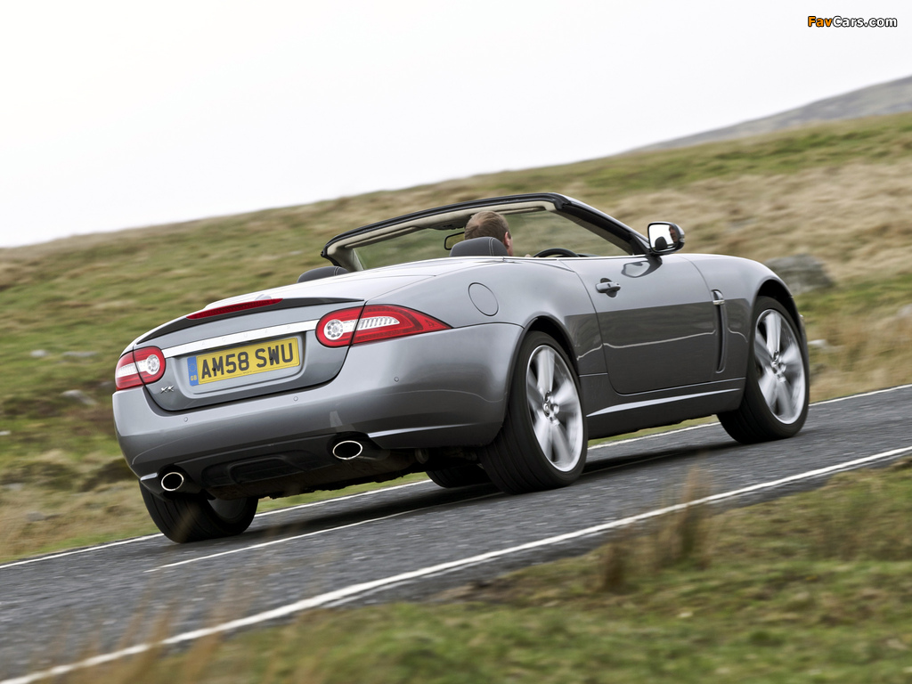 Images of Jaguar XK Convertible UK-spec 2009–11 (1024 x 768)