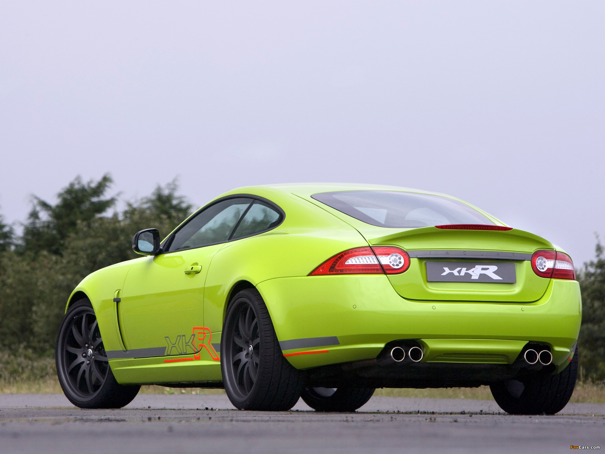 Images of Jaguar XKR Coupe Goodwood Special 2009 (2048 x 1536)