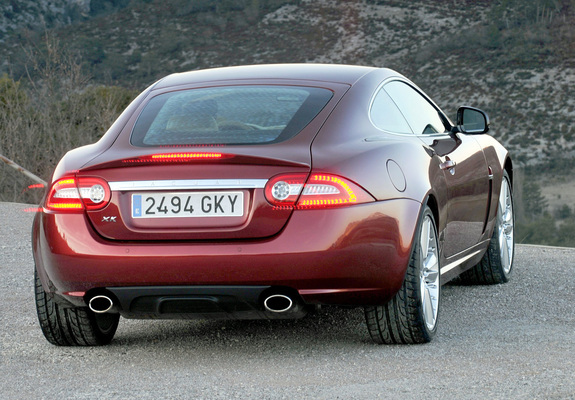Images of Jaguar XK Coupe 2009–11