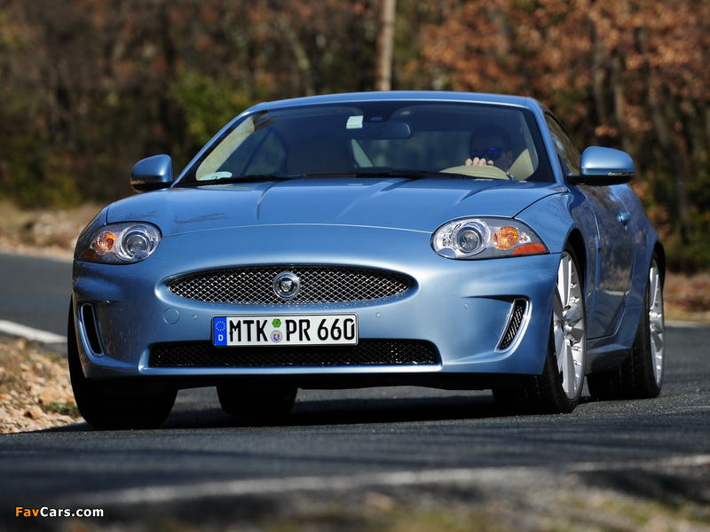 Images of Jaguar XK Coupe 2009–11 (800 x 600)