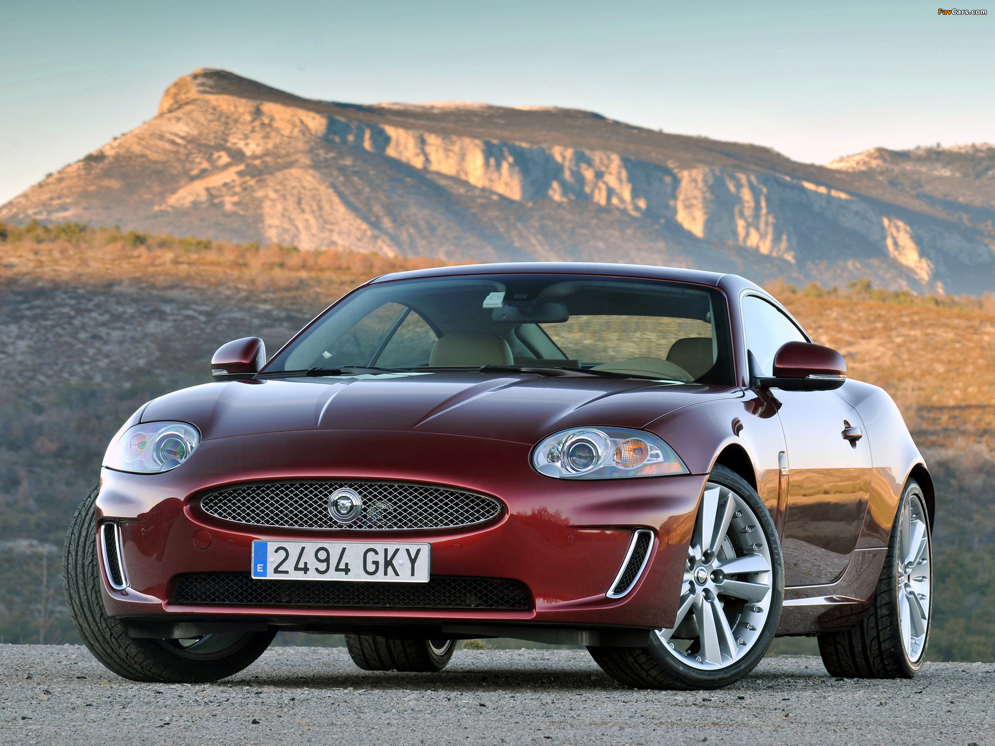 Images of Jaguar XK Coupe 2009–11 (2048 x 1536)