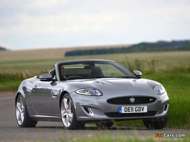 Images of Jaguar XKR Convertible UK-spec 2011 (640 x 480)