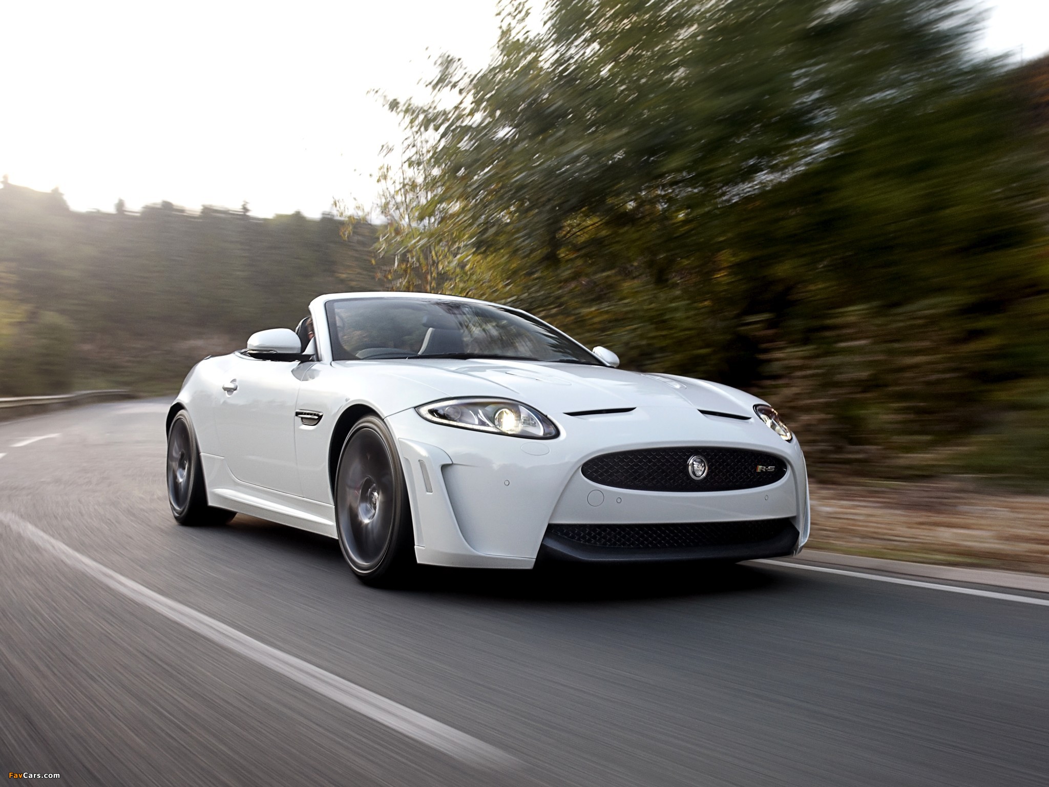 Images of Jaguar XKR-S Convertible UK-spec 2011 (2048 x 1536)