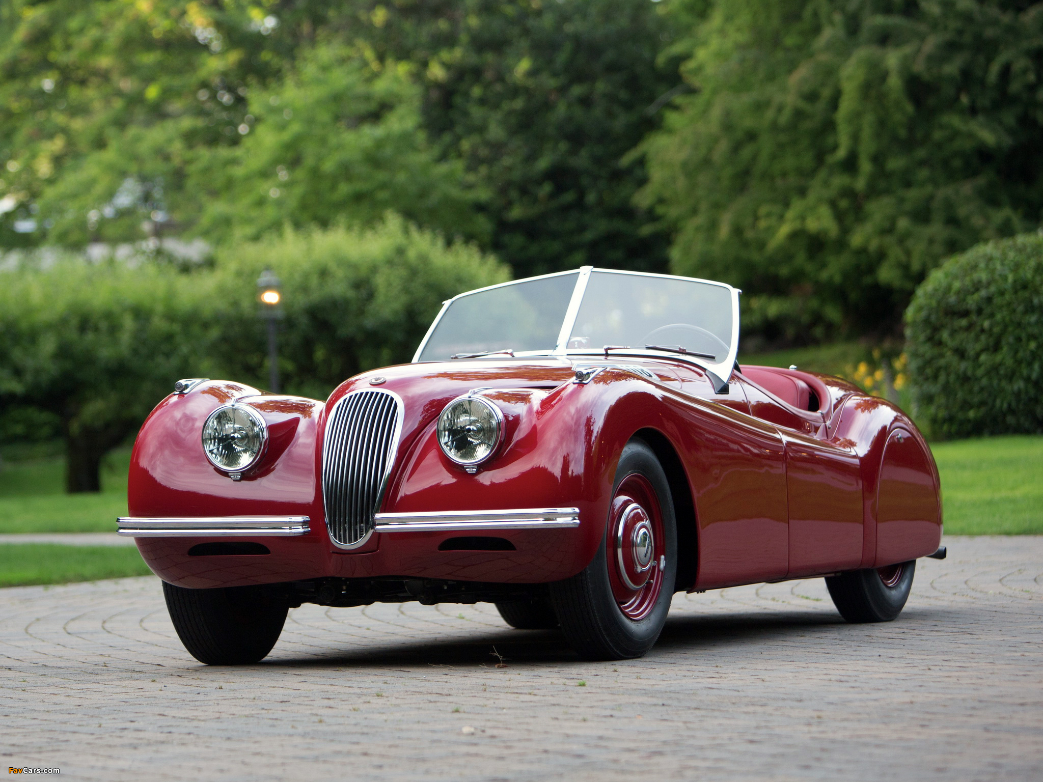 Jaguar XK120 Alloy Roadster 1948–50 wallpapers (2048 x 1536)