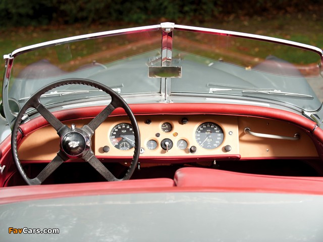 Jaguar XK120 Roadster 1949–54 photos (640 x 480)