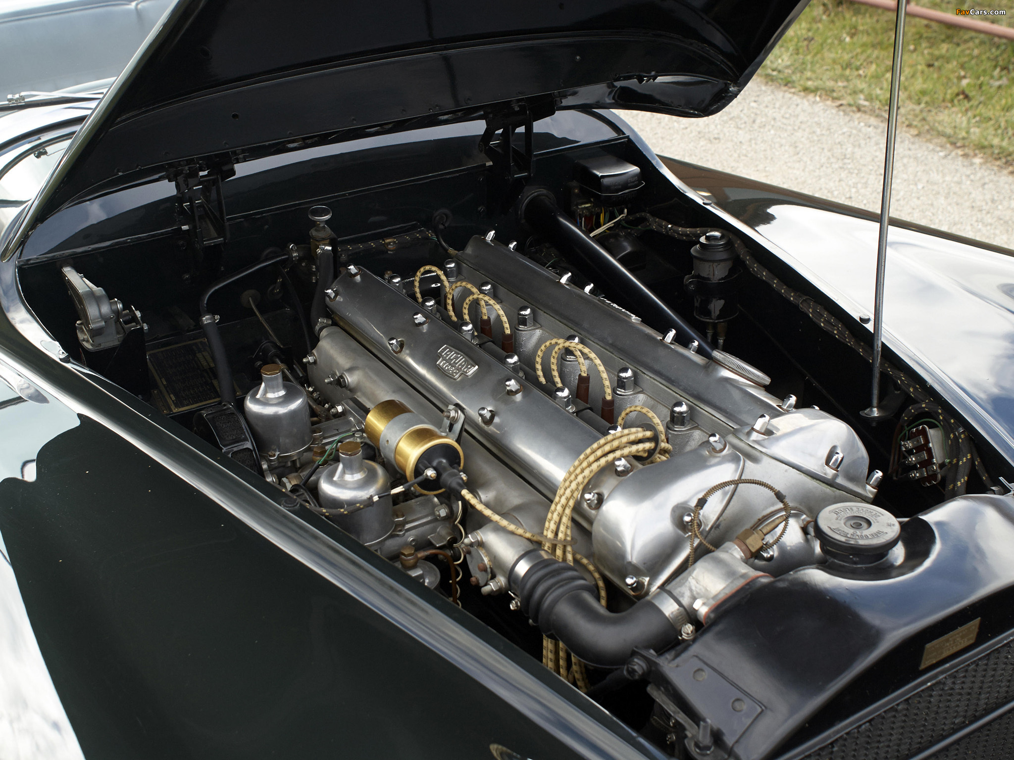 Jaguar XK120 M Roadster 1951–54 pictures (2048 x 1536)