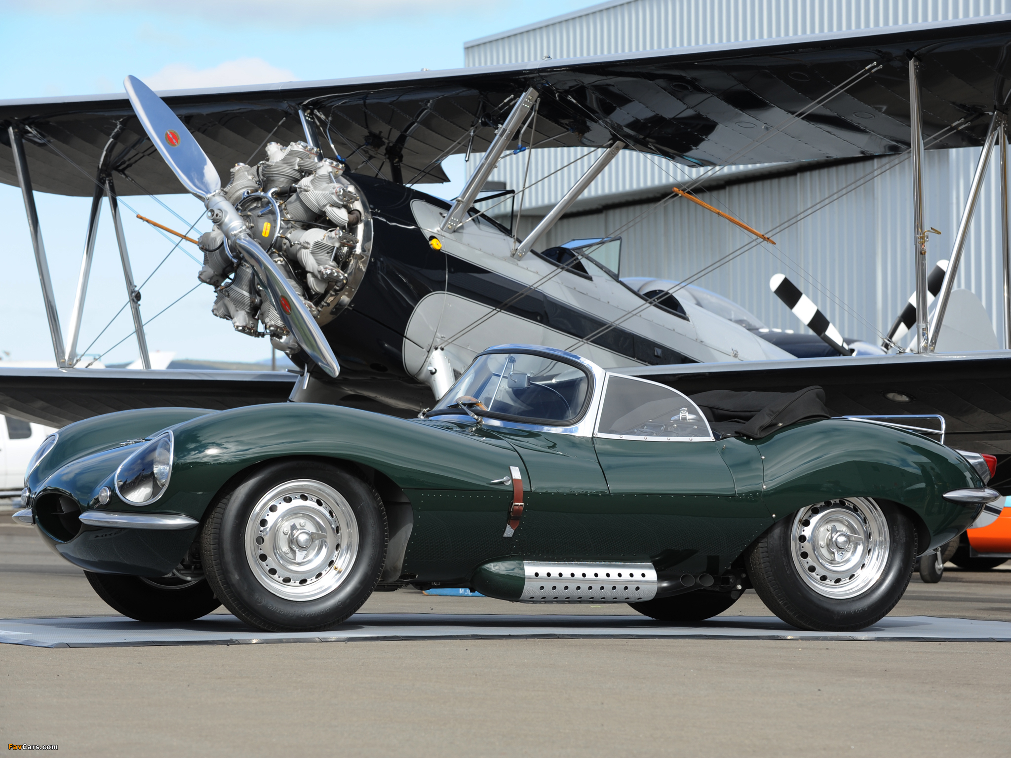 Jaguar XK-SS 1957 photos (2048 x 1536)