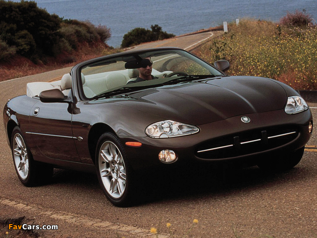 Jaguar XK8 Convertible 1996–2002 pictures (640 x 480)