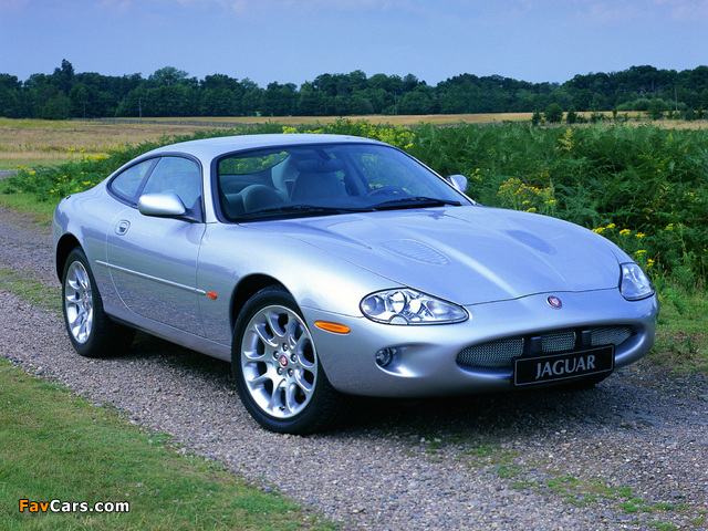 Jaguar XKR Coupe 1998–2002 pictures (640 x 480)