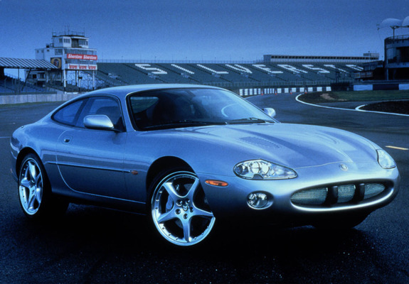 Jaguar XKR Silverstone Coupe 2001 images