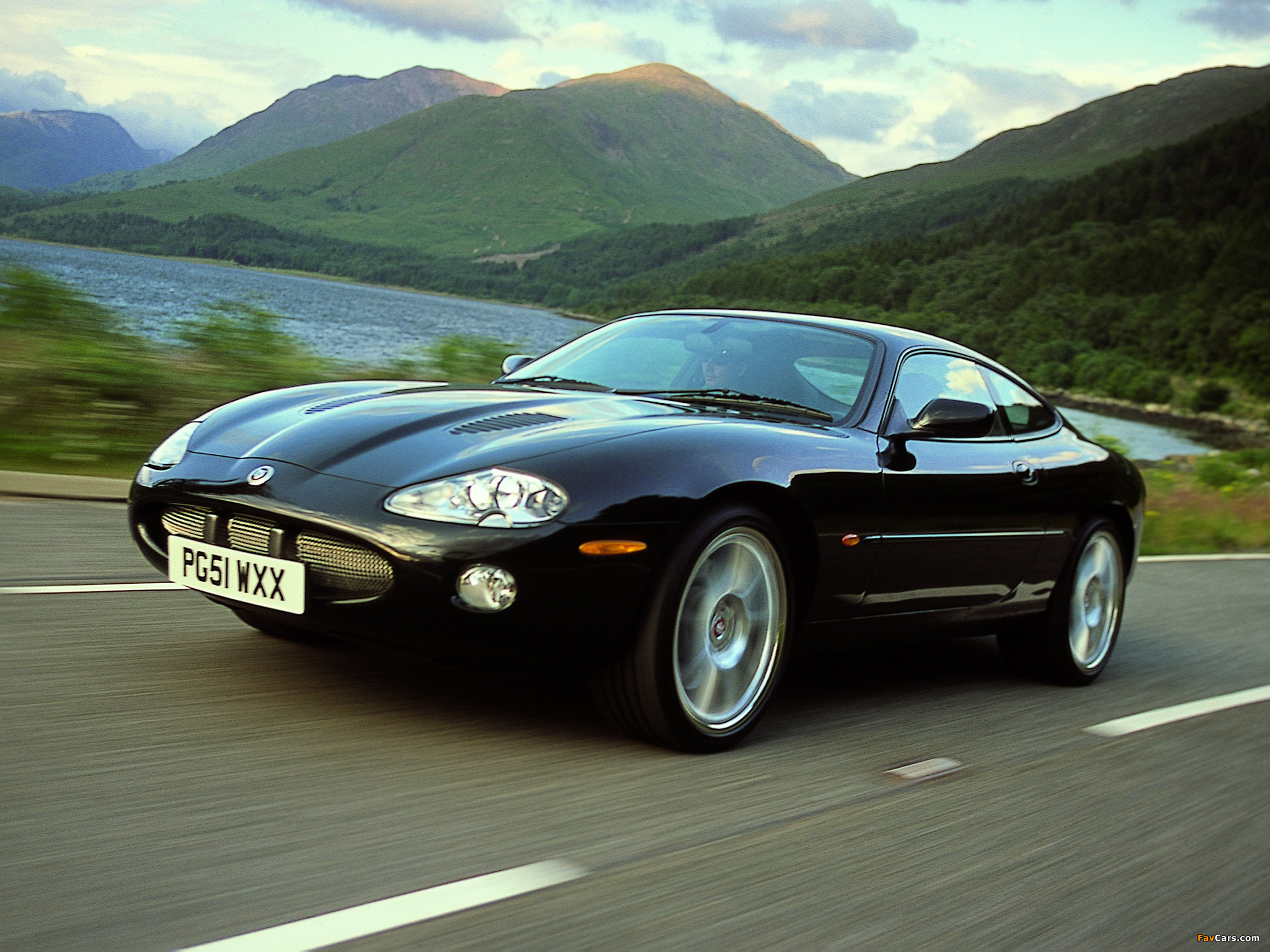 Jaguar XKR 100 Coupe 2002 photos (2048 x 1536)