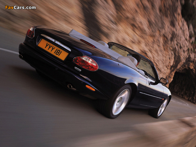 Jaguar XK8 Convertible 2003–04 wallpapers (640 x 480)