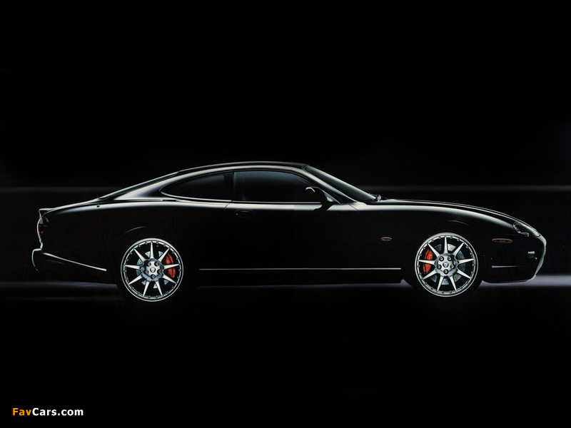 Jaguar XKR Coupe 2004–06 photos (800 x 600)