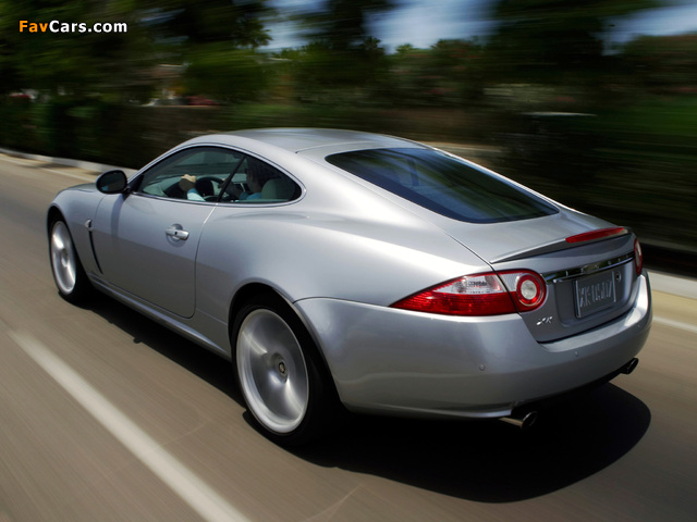 Jaguar XK Coupe US-spec 2006–09 images (640 x 480)