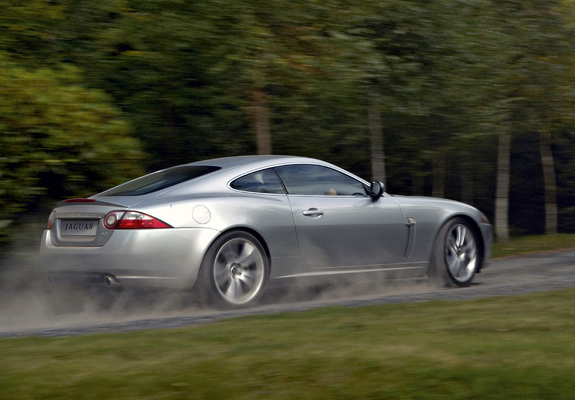 Jaguar XK Coupe US-spec 2006–09 images