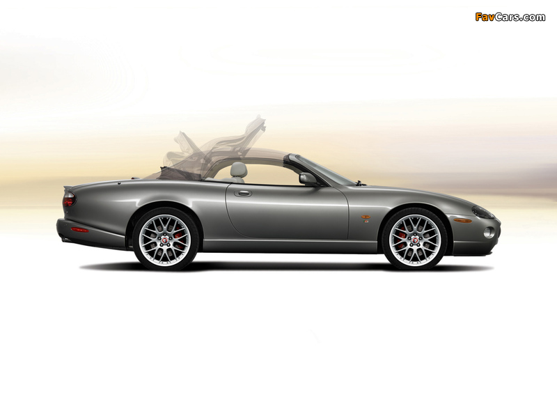 Jaguar XKR Convertible Victory Edition 2006 images (800 x 600)