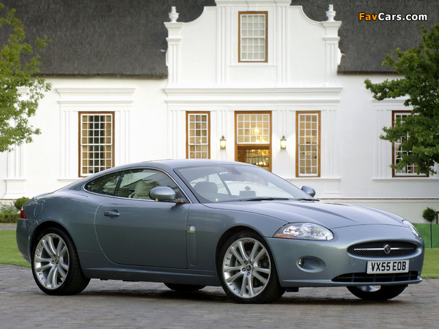 Jaguar XK Coupe UK-spec 2006–09 pictures (640 x 480)