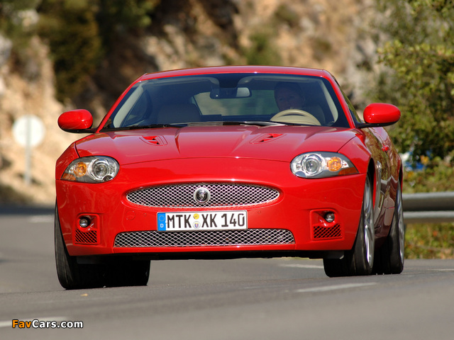 Jaguar XKR Coupe 2007–09 pictures (640 x 480)