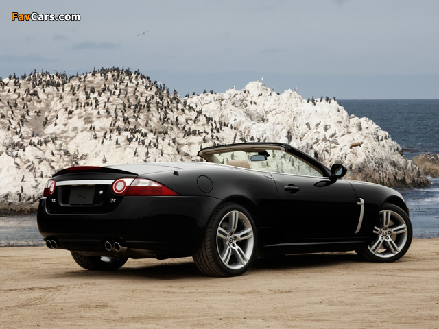 Jaguar XKR Convertible 2007–09 wallpapers (640 x 480)