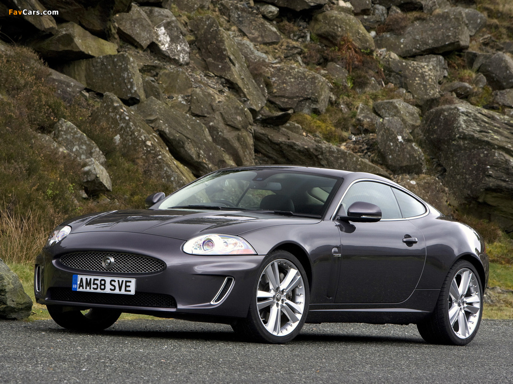 Jaguar XK Coupe UK-spec 2009–11 images (1024 x 768)