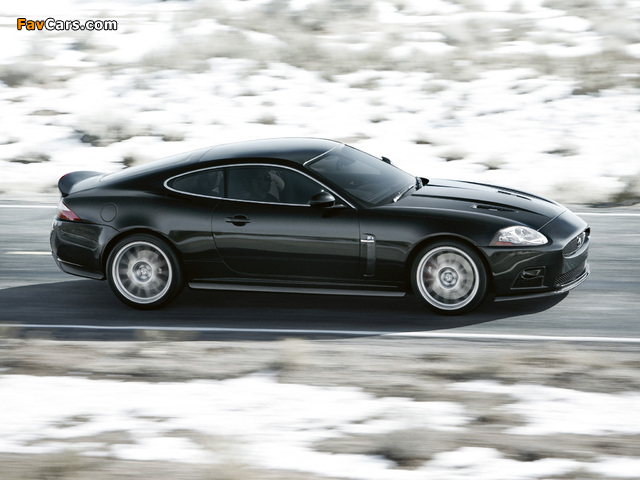 Jaguar XKR-S 2009–11 photos (640 x 480)