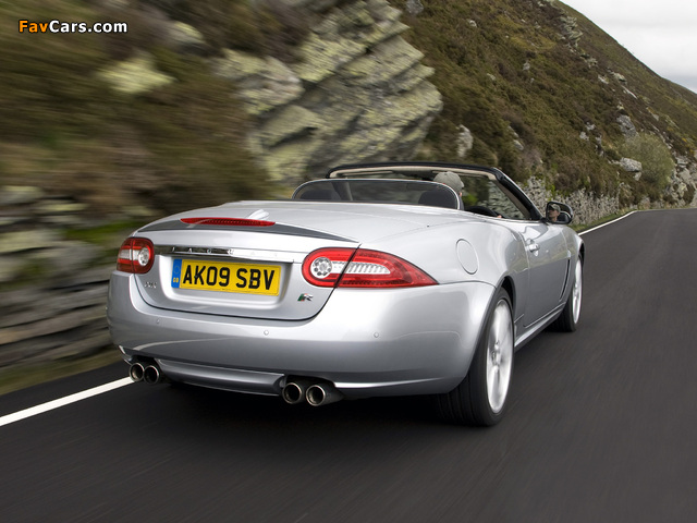 Jaguar XKR Convertible UK-spec 2009–11 pictures (640 x 480)